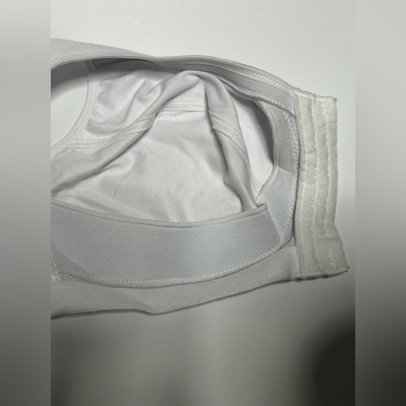 GLAMORISE 1265 MagicLift Front-Closure Posture Back Support Bra 46C White - Picture 10 of 12